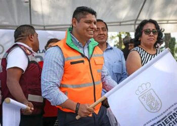 Inicia Omar Muñoz obra de pavimentación en Sanctorum