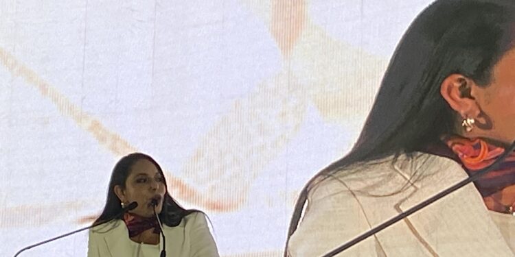 Tonantzin, exitoso examen del Primer Informe