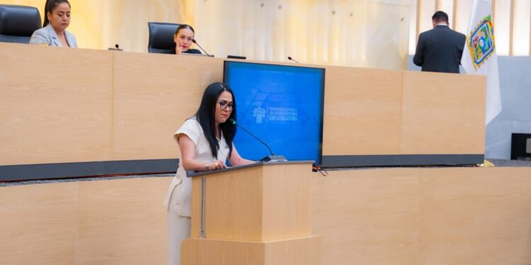 Diputada Fedrha Suriano presenta iniciativa para prevenir y sancionar el embarazo infantil y adolescente