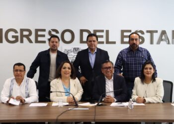 Avala Comisión del Congreso exhorto para que Ayuntamientos capaciten a su personal y optimicen la prestación de servicios